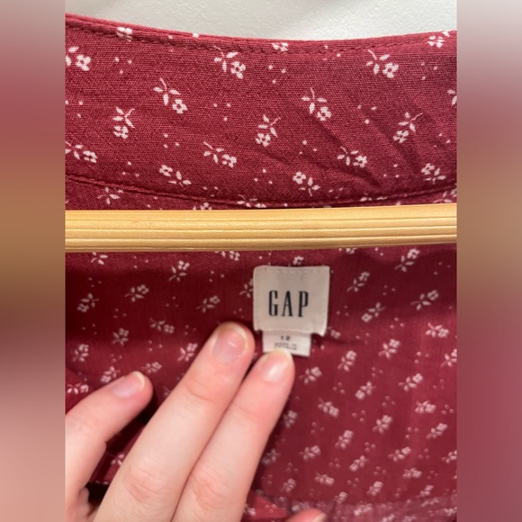 gAP Shirtdress in Size 12 Burgundy with White Florals - Picture 4 of 4